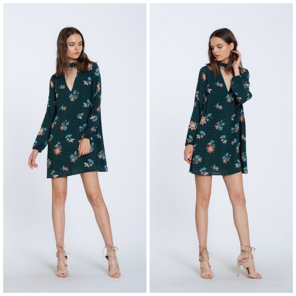 LAST 1! Floral/Polka Dot Beautiful Green Choker Dress! - Picture 5 of 7